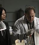 Fringe_4x05_Still_001.jpg