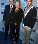Filename=2008_FOX_Upfront_-_Arrivals_Group_Portrait_283029.jpg
Filesize=558KiB
Dimensions=2026x3000
Date added=Mar 15, 2016 2008_FOX_Upfront_-_Arrivals_Group_Portrait_283029.jpg