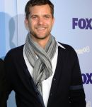 2008_FOX_Upfront_-_Arrivals_Peripheral_28429.jpg