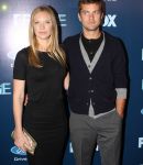 Fringe_New_York_Premiere_Arrivals_Group_Portrait_Without_Kevin_284029.jpg