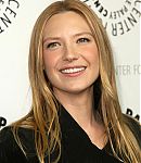 Fringe_at_Paley_Fest09_Arrivals_Head_shots_Text_284729.jpg