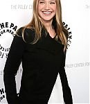 Filename=Fringe_at_Paley_Fest09_Arrivals_Torso_shots_282529.jpg
Filesize=1248KiB
Dimensions=2790x4357
Date added=Mar 15, 2016 Fringe_at_Paley_Fest09_Arrivals_Torso_shots_282529.jpg
