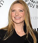 Fringe_at_Paley_Fest09_Arrivals_head_shots_Clears_text_282329.jpg