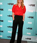 Filename=2009_Fox_Upfronts_Arrivals_Body_shots_Tilt_down_28729.jpg
Filesize=620KiB
Dimensions=2912x4368
Date added=Mar 15, 2016 2009_Fox_Upfronts_Arrivals_Body_shots_Tilt_down_28729.jpg