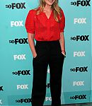 2009_Fox_Upfronts_Arrivals_Body_shots_Tilt_up_281029.jpg