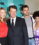 2009_Fox_Upfronts_Arrivals_Group_shots_282429.jpg