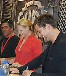 SDCC_2009_WB_Signing_282929.jpg