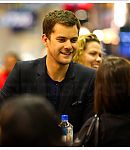 SDCC_2009_WB_Signing_285829.jpg