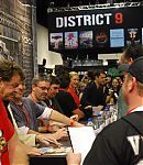 SDCC_2009_WB_Signing_286629.jpg