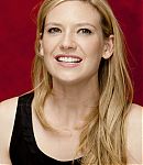 Fringe_Press_Conference_Anna_Portrait_No_Hands_283729.jpg