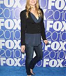 2010_Fox_Upfront_Arrivals_Body_shots_Tilt_down_28129.jpg