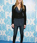 2010_Fox_Upfront_Arrivals_Body_shots_Tilt_down_281829.jpg