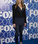 2010_Fox_Upfront_Arrivals_Body_shots_Tilt_up_281729.jpg