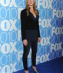 2010_Fox_Upfront_Arrivals_Body_shots_Tilt_up_282129.jpg