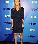 Filename=2011_Fox_Upfront_Arrival_Body_shots_Tilt_down_282029.jpg
Filesize=1534KiB
Dimensions=1984x3000
Date added=Mar 15, 2016 2011_Fox_Upfront_Arrival_Body_shots_Tilt_down_282029.jpg