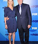 2011_Fox_Upfront_Arrivals_Anna_and_John_Body_shots_28629.jpg