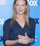 2011_Fox_Upfront__Arrival_Body_shots_No_tilt_28529.jpg