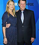 2011_Fox_Upfront__Arrivals_Anna_and_John_Torso_shots_284429.jpg