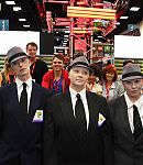 SDCC_2011_Fox_Fanfare_Signing_286529.jpg