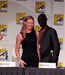 SDCC_2011_Fringe_Panel_2825629.jpg