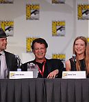 SDCC_2011_Fringe_Panel_28729.jpg