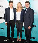 Filename=2012_Fox_Upfront_Group_Portrait_shots_281129.jpg
Filesize=481KiB
Dimensions=1533x2200
Date added=Mar 15, 2016 2012_Fox_Upfront_Group_Portrait_shots_281129.jpg