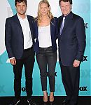 Filename=2012_Fox_Upfront_Group_Portrait_shots_282529.JPG
Filesize=630KiB
Dimensions=1950x3000
Date added=Mar 15, 2016 2012_Fox_Upfront_Group_Portrait_shots_282529.JPG