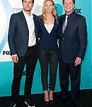 2012_Fox_Upfront_Group_Portrait_shots_283029.jpg