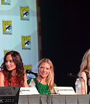 Anna_Torv_SDCC_2012_286_of_15029.jpg