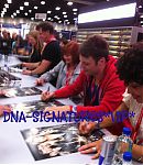 fringe-signed-sdcc-cast-poster-11x17_1_c50a00a5e4d8d7aae6e0a5f98f546e0b.jpg